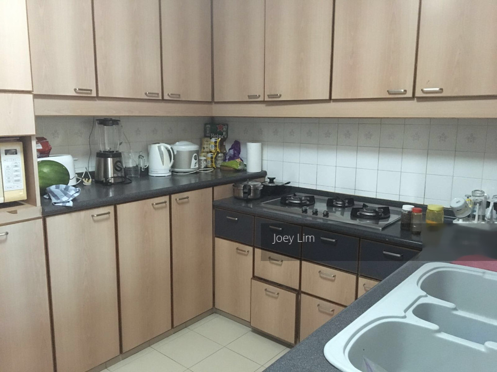 TAMPINES STREET 82 (Tampines), HDB Jumbo #124642142